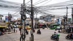 Dilema Internet Cepat Murah vs Kabel Semrawut